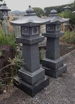 Amazon.co.jp: 福岡発品2本セット神社石灯篭石灯籠墓石黒御影石